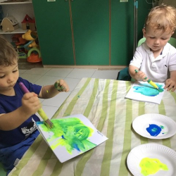 Getting creative with colour mixing!