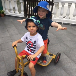 Enzo gave August a great ride on the bike!
