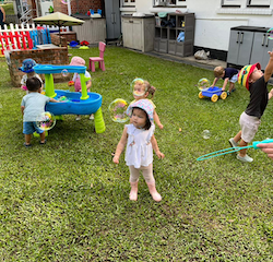 Ellie, Deni and Sol catching the bubbles!