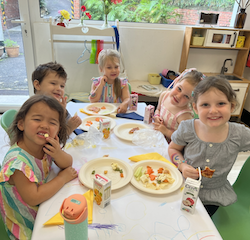 Yummy-food-Thank-you-all-the-parents