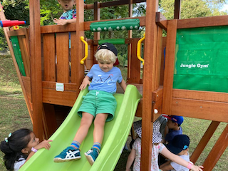 Come and slide Rowan! Says Savhara!