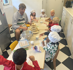 Cupcakes with Clemmie’s dad Tom!