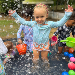Big splash from Ella! 💦