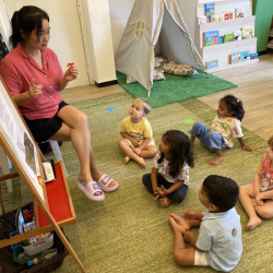 Learning about wild animals in Mandarin!