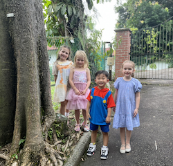 Elenna, Rehan, Lincoln and Esme having a great afternoon together.