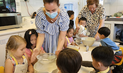Thank you Kate and Vivi’e granny for the fun baking session .