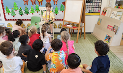Wilbur confidently doing his show and tell.