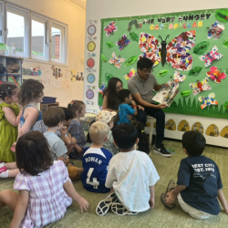 Busy Bees had a great time with Karlo and Peachy.