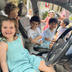 Vivi, Luca and Alex’s experience in the police car 