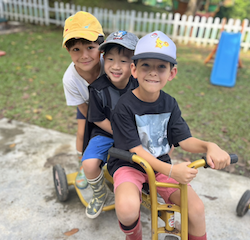 “ We are the Links Family “, said Luca.