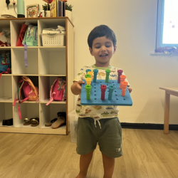 Look at Milan's cake