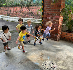 Playing musical statues!