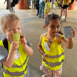Isabelle & Anaya are excited to visit the Aquarium
