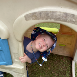 Peekaboo Thomas!