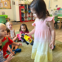 Ellie's show & tell.