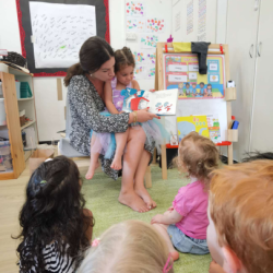 Welcome our Mystery Reader, Jessica!