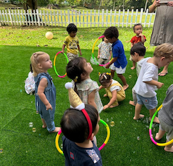 Bubbles play outdoor with the butterflies!