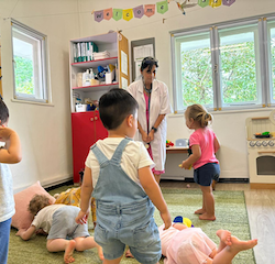 Miss Rohini being our mystery reader for the day!
